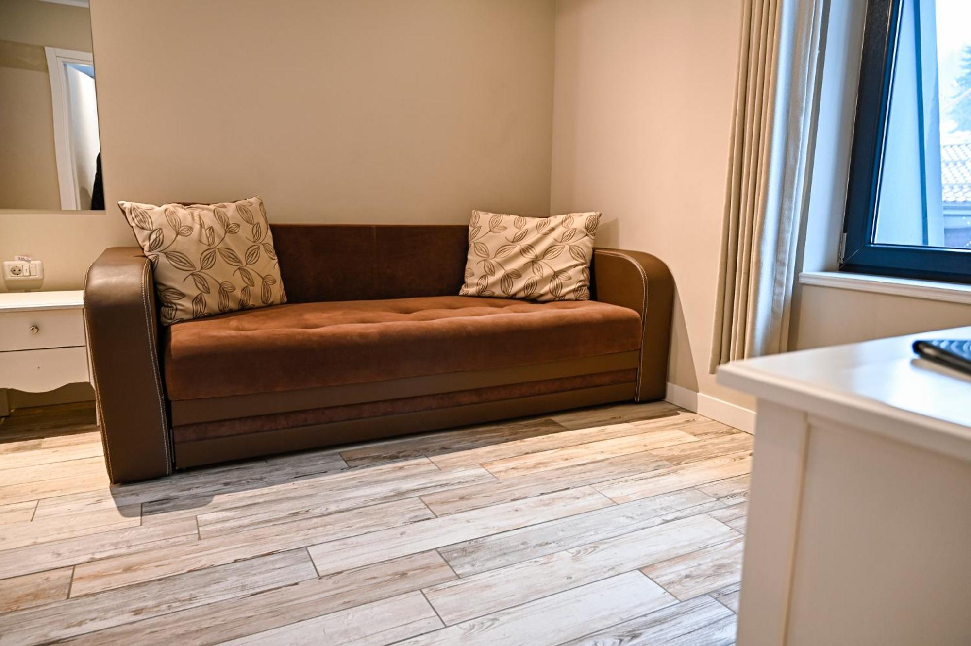 Camere De Inchiriat Igloo Предеал Екстериор снимка